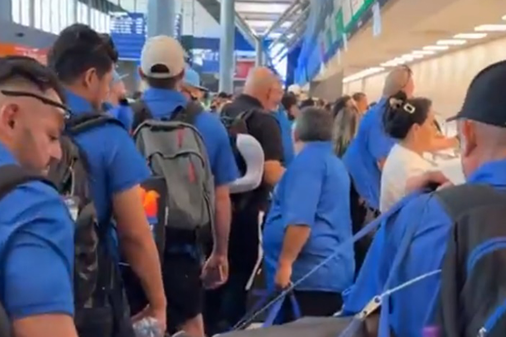 Debido a la falla de Microsoft, el primer partido de la serie entre los Acereros de Monclova y Toros de Tijuana, en Tijuana, quedó oficialmente suspe