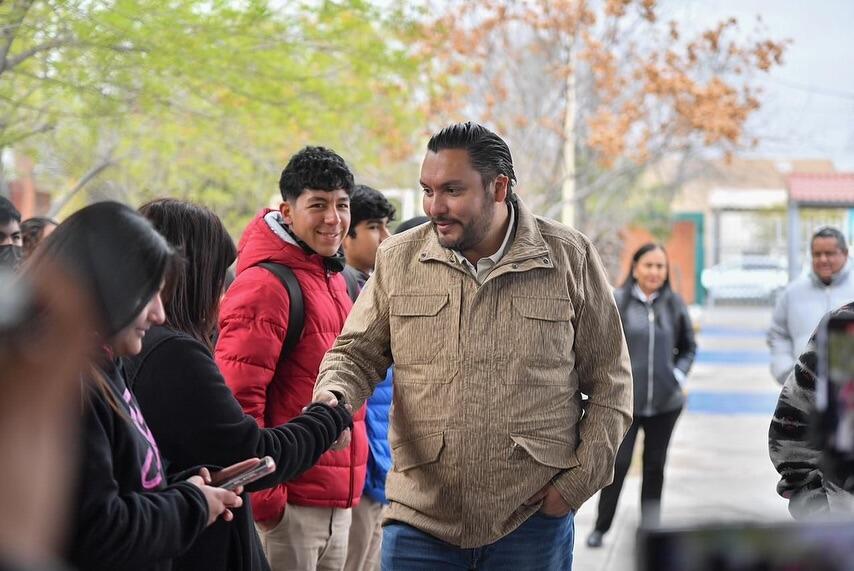 Arman escudo escolar contra violencia en Monclova