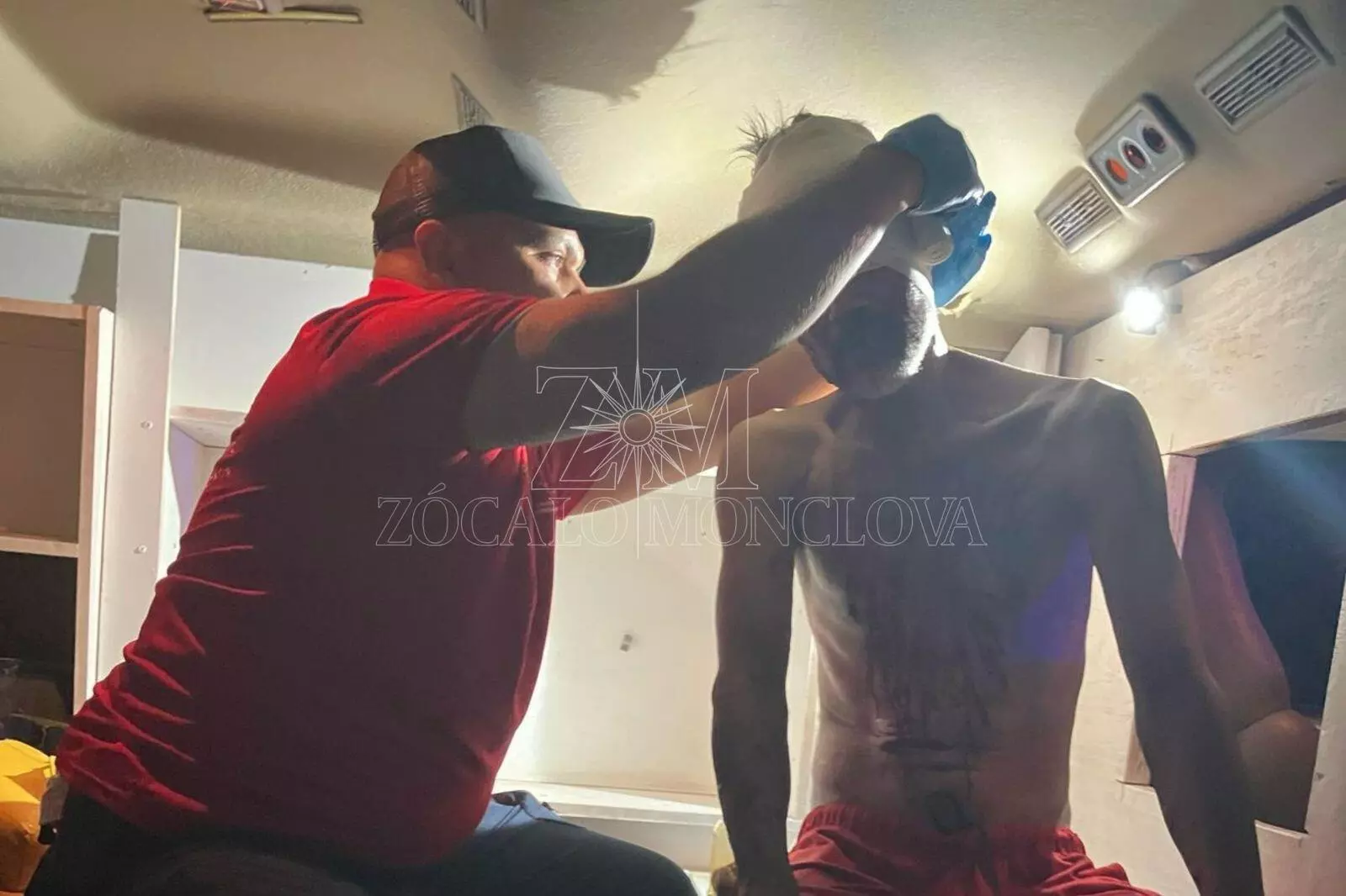 Al lugar acudieron socorristas del Grupo de Rescate y Urgencias Médicas (GRUM), quienes brindaron atención prehospitalaria a la víctima. 