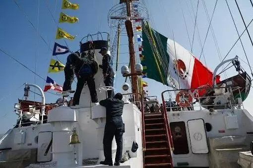 La Escuela de Búsqueda, Rescate y Buceo se creó en 2007 y anualmente se capacitaba a 250 integrantes de Semar