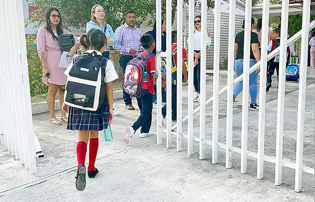 Este lunes, más de 62 mil alumnos de la Región Centro regresarán a clases después de disfrutar de un periodo vacacional de Semana Santa.