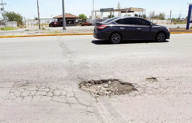 El hoyanco tiene unos 80 centímetros de diámetro y tiene alrededor de una semana de antigüedad.