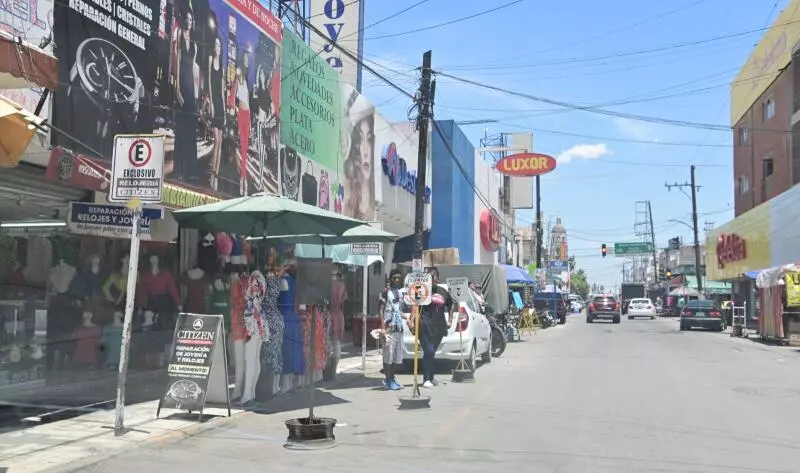 Comercios de Monclova reportan caída del 25% en ventas durante 2025, ni el Día de las Madres, que antes elevaba ventas al 50%, logró revertir la te