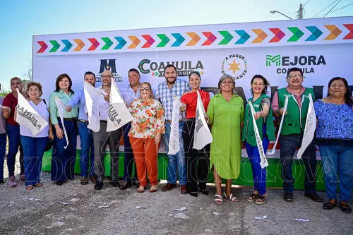 Alcalde Carlos Villarreal da inicio a obra en calle Apóstol Pedro en coordinación con Gobierno del Estado.