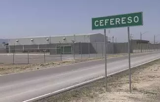 Efraín Alonso Gastellum, explicó que las personas detenidas se encuentran vinculadas por uso indebido de la función pública