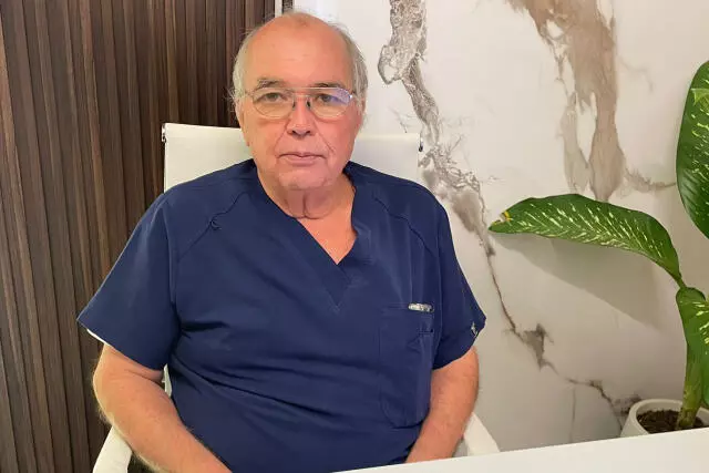 El doctor consideró positivo este avance en el sector salud, sin embargo, reiteró que la situación económica sigue afectando el acceso a servicios