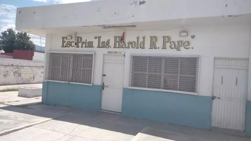 Juan Gerardo Cruz Iglesias, jefe de zona escolar, dijo que salieron el 18 de julio al receso escolar y ya para el lunes 21 ya se habían robado los ca
