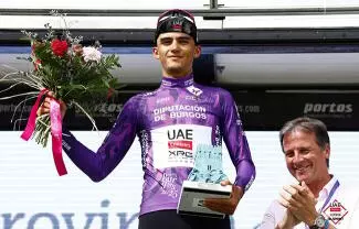 El mexicano Isaac del Toro se consagró campeón de la Vuelta a Burgos, en España, tras finalizar segundo en la quinta y última etapa.
