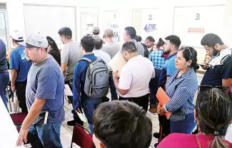 Un total de 11 empresas ofertaron 230 vacantes.