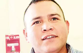 Personas que acudieron a la Jornada de Empleo, reconocieron que ha sido difícil encontrar un trabajo.