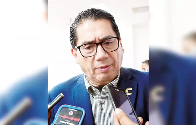 Presuntamente hay más elementos vinculados en una red que alertaba a vendedores de droga sobre los operativos