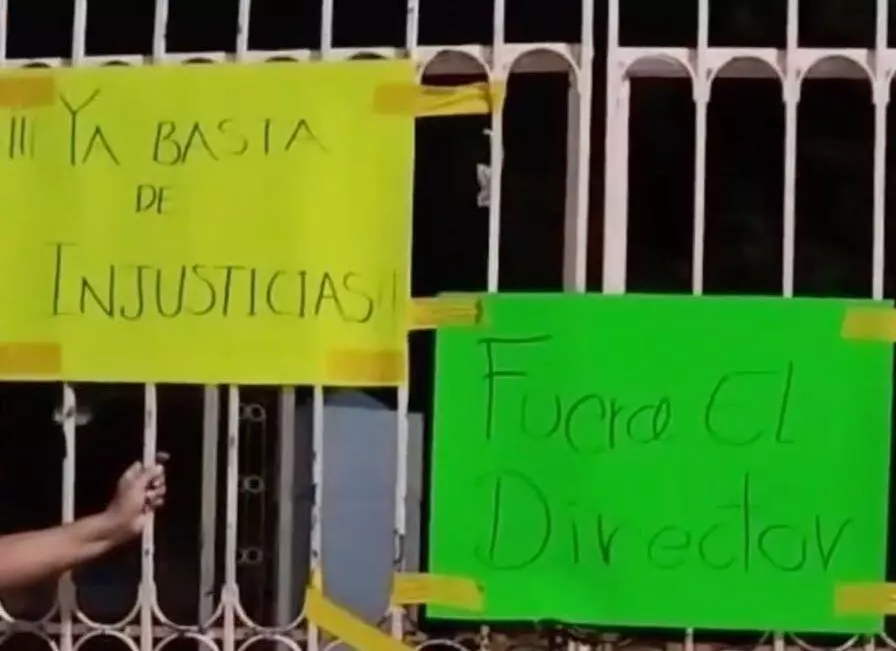 Por lo anterior exigen una solución inmediata y la implementación de medidas que garanticen la seguridad de los estudiantes.