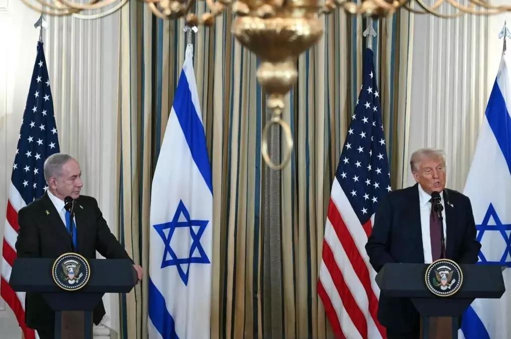 Trump presentó plan para terminar conflicto en Gaza y contempla devolución de rehenes en plazo de 72 horas desde que Israel acepte acuerdo.