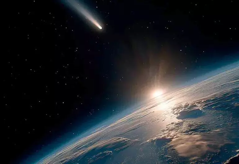 El cometa 3I/ATLAS es más grande de lo pensado y podría ser tecnología extraterrestre, advierte Avi Loeb, astrofísico de Harvard.