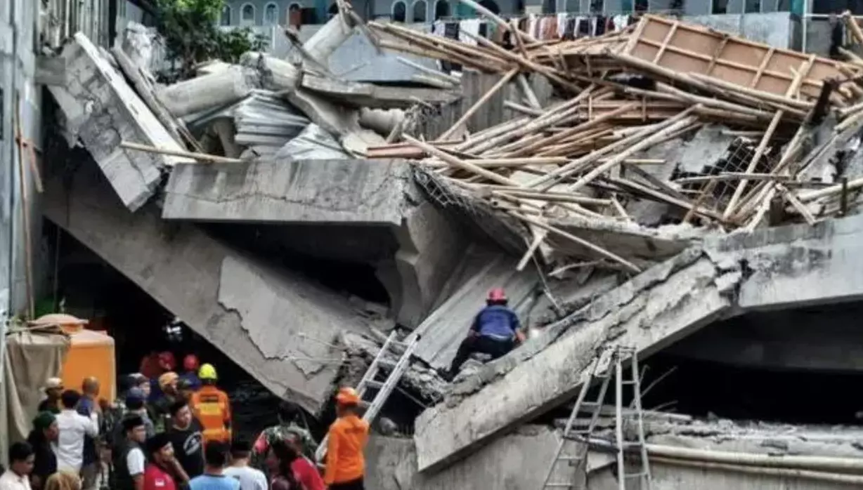 Hasta el martes (30/09), el equipo SAR declaró que intentarían 