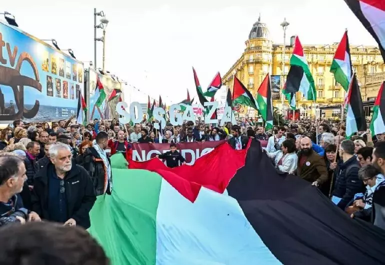 Un juez en Boston declaró ilegales los arrestos de estudiantes pro-palestinos bajo Trump
