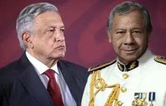 Vicealmirante Audomaro Martínez lidera empresas familiares involucradas con comercializadoras de combustible.