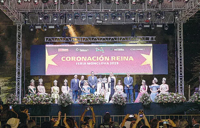 Con la coronación de Yuridia I, alumna del Conalep, ayer por la noche arrancaron la Feria de Monclova 2025