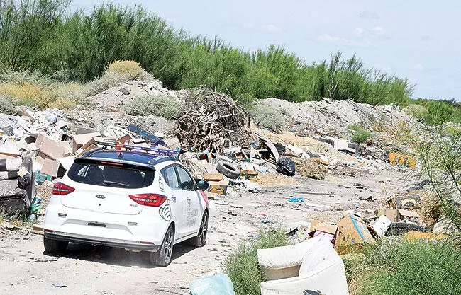 Para reducir el volumen de basura acumulada y facilitar el reacomodo de los residuos presentes en el área