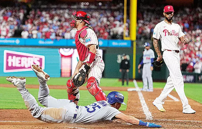 La novena de Los Ángeles regresará a casa con una ventaja de dos juegos donde intentarán pornerle fin a la serie y avanzar a la siguiente ronda