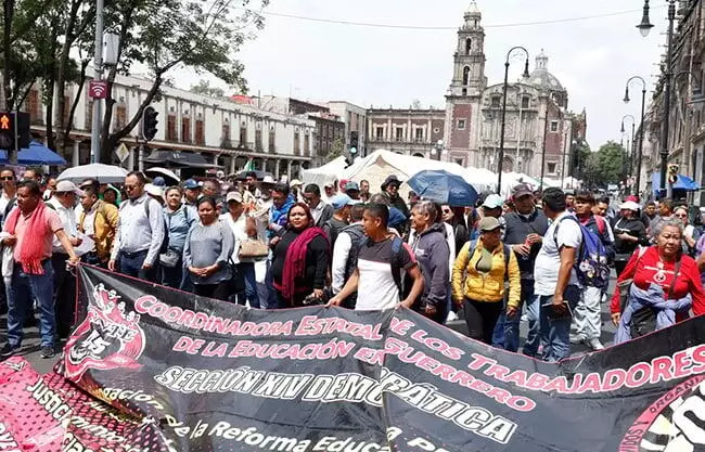 Exige mayor presupuesto a la educación y que se abran mesas de negociación con el gobierno federal