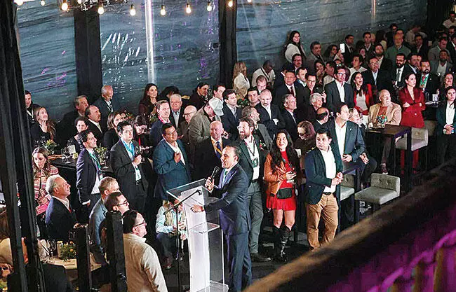 Ante empresarios de México, Estados Unidos y Canadá, el gobernador Manolo Jiménez, muestra la identidad, cultura vaquera y fortalezas competitivas