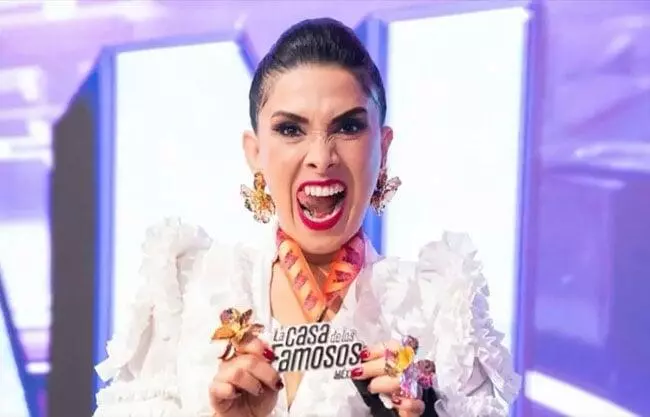 La ganadora del segundo lugar del reality show de Televisa fue captada en una serie de entrevistas en la televisora siendo desplazada por Abelito