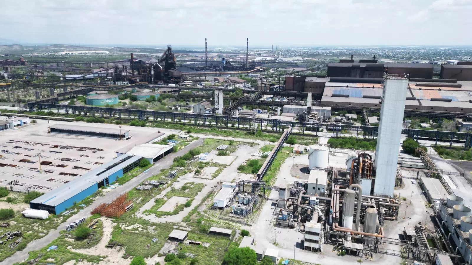 Afirma que los equipos siguen intactos y ha visto ingresar ingenieros de mantenimiento, y les han informado que todo está en orden, con solo detalles