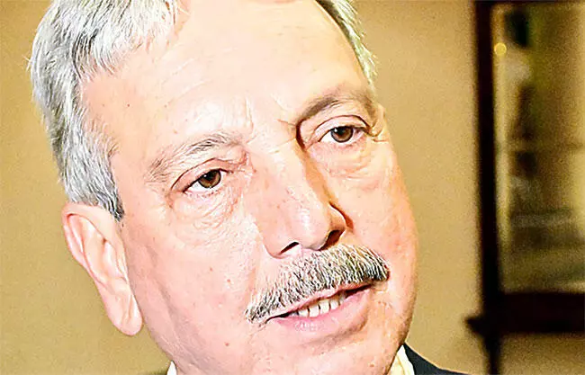 Se les contrata de acuerdo al tiempo que se llevará a cabo la obra, generalmente en períodos de tres o cuatro meses