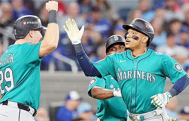 El día de hoy se reanuda la Serie de Campeonato en Seattle, donde los Marineros pueden asegurar su primer banderín de la Liga Americana si ganan dos