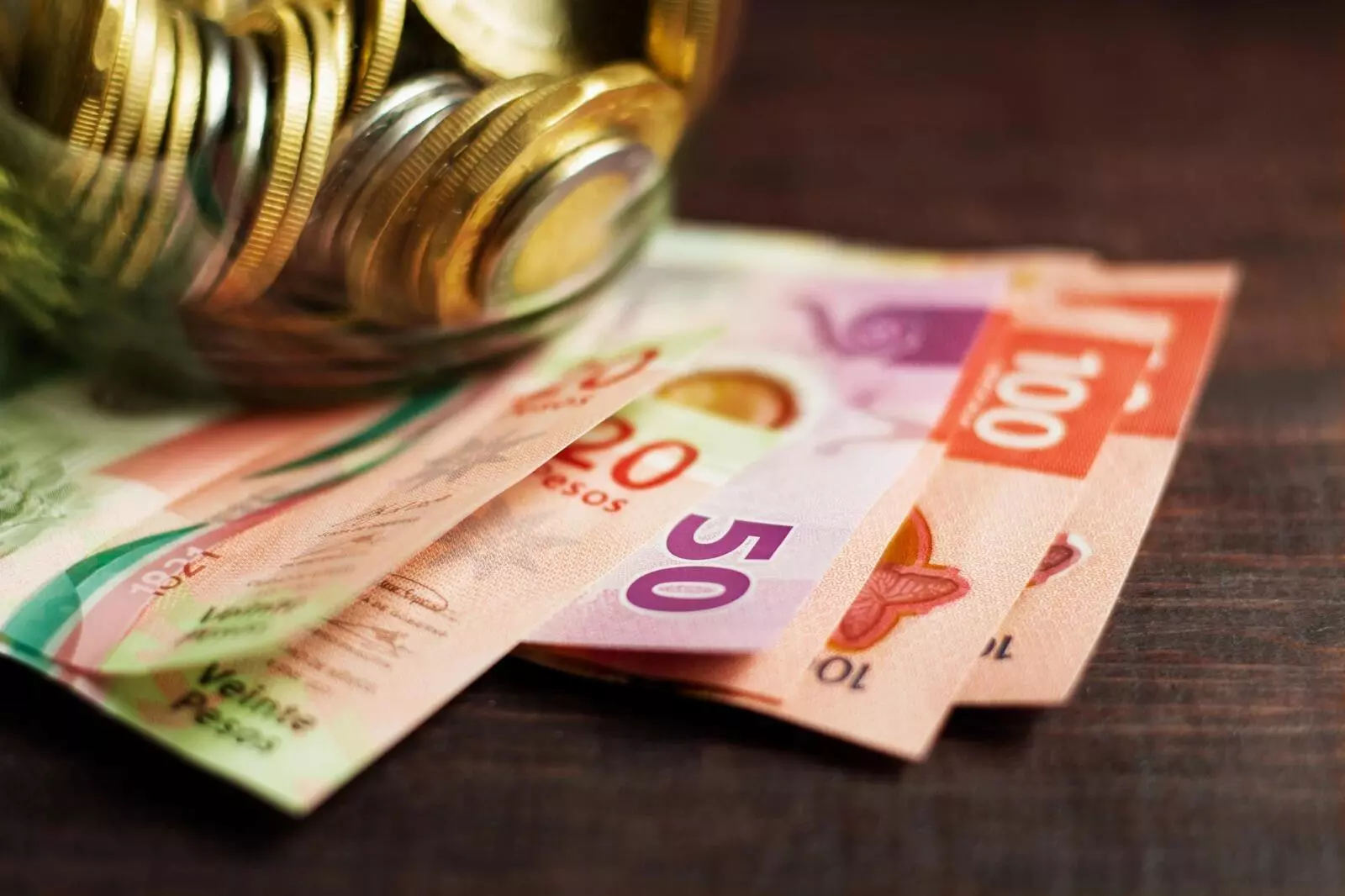 Recordó que en el año 2023 y 2024 el mínimo salario se elevó en 20 por ciento y en el 2025 en 12 por ciento