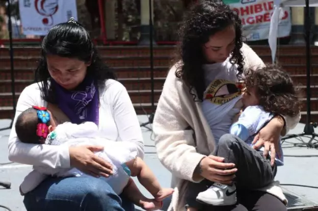 La falta de oportunidades derivada de la carga de responsabilidades familiares es la principal razón para que las mujeres quieran dejar sus trabajos 