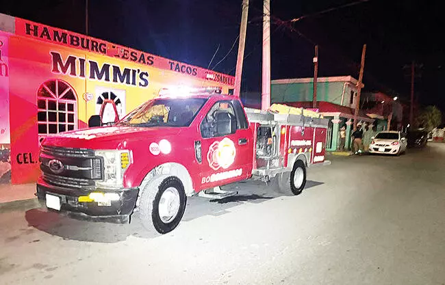 La madrugada de ayer, un incidente puso en riesgo a vecinos y transeúntes de la calle Venustiano Carranza.