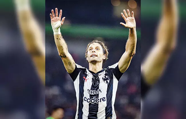 Los Rayados de Monterrey cumplieron con lo que se esperaba de ellos y ganaron, gustaron y golearon (4-1) a los Bravos de Juárez en el arranque de la 