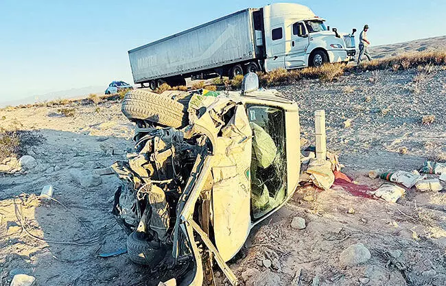 El accidente ocurrió en el kilómetro 145 de la carretera Cuatro Ciénegas - San Pedro