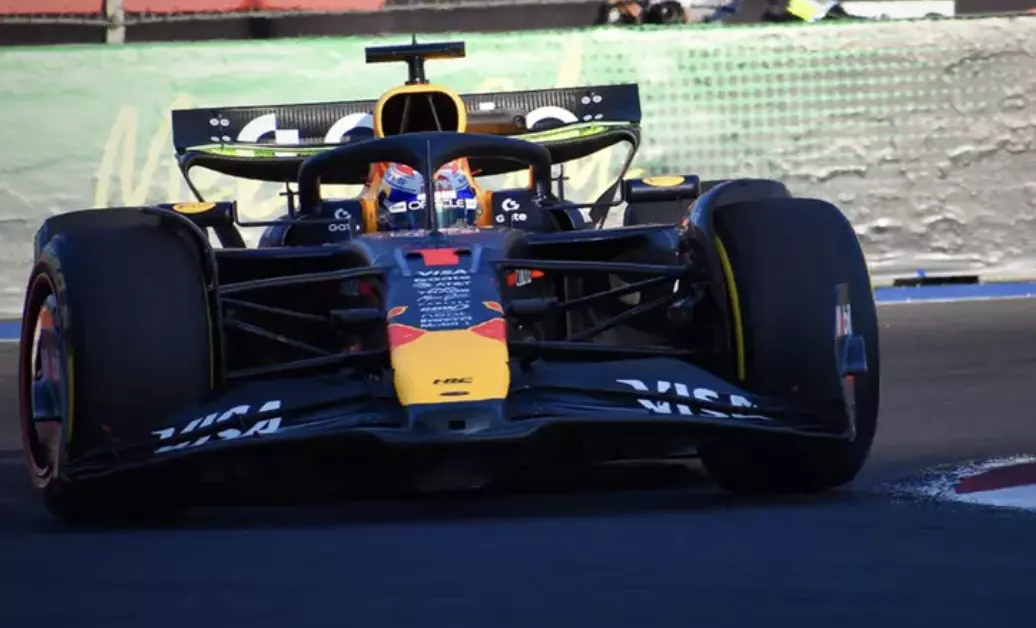 Max Verstappen se consagró con el tiempo más rápido (1:17.392) en la Práctica 2 del GP de México 2025, seguido de Charles Leclerc y Kimi Antonell