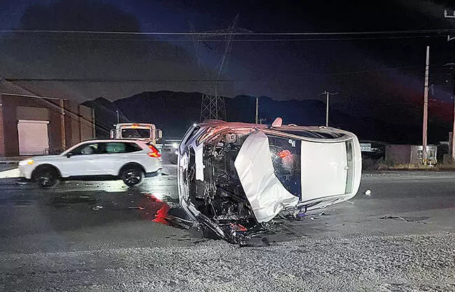 Resulta mujer lesionada, mientras el conductor del trailer huyó