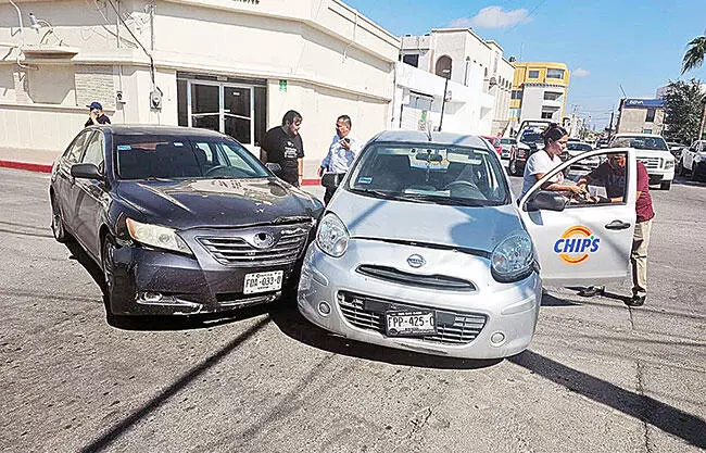 Daños materiales en dos vehículos fue el saldo que dejó un choque