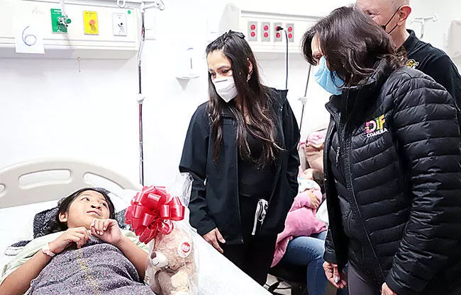 En conjunto con la Secretaría de Salud y la Iniciativa Privada, realizan cirugías a niñas y niños coahuilenses con labio y paladar hendido