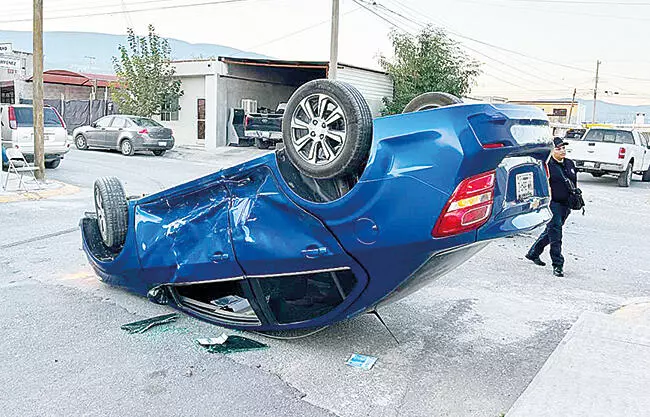 Mujer con 8 meses de gstación quedó bajo cuidado de los médicos