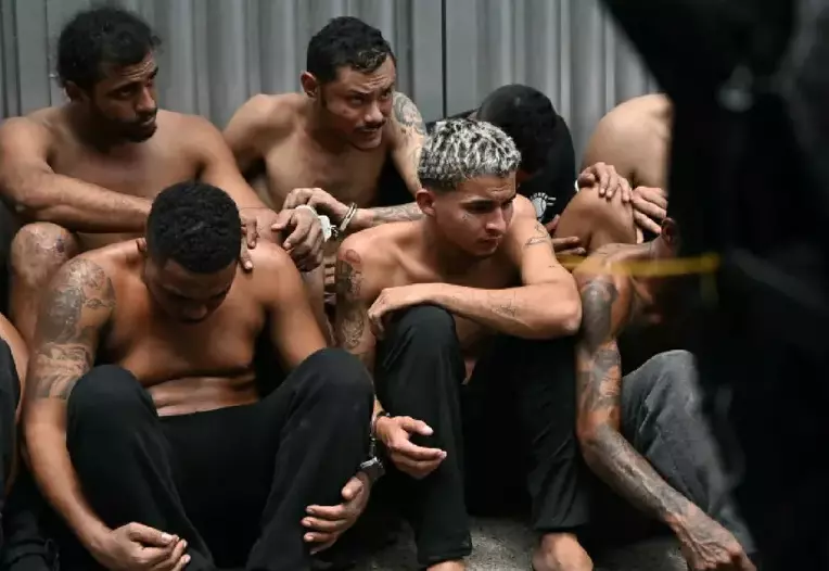 Una madre denunció que su hijo fue decapitado durante la operación policial más letal en Rio, que dejó 119 muertos y denuncias de ejecuciones extr