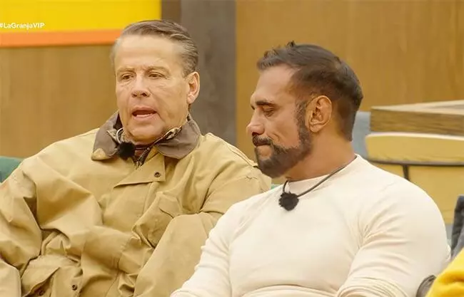 Durante la prueba del Huevo dorado en La granja VIP, en redes se percibió que Alberto “el Patrón” habría empujado a Alfredo Adame