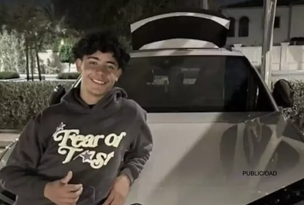 Cristiano Ronaldo Jr. mostró su primer auto, un Lamborghini Urus S de lujo que le regaló su padre, valorado en 280 mil dólares