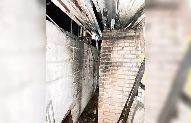 Gran susto se llevaron los habitantes de la colonia Industrial, donde una mujer resultó con crisis nerviosa debido a una fuerte explosión.