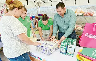Cientos de familias de San Buenaventura participaron en el programa estatal del DIF Coahuila.