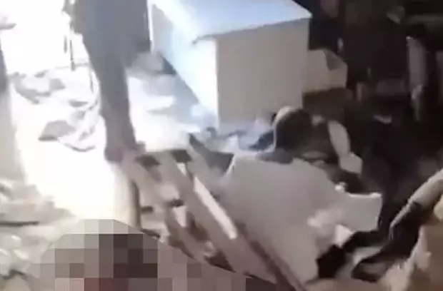 Las imágenes capturaron los hechos en el hospital. 