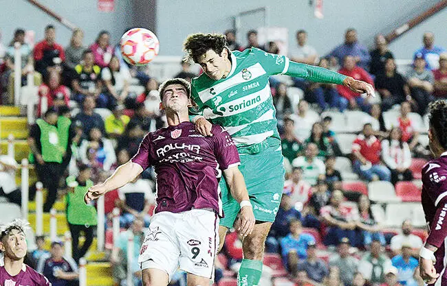  Los “Guerreros” de Santos Laguna dependían de sí mismos para continuar en el sueño del Play-In. Una victoria era necesaria… 