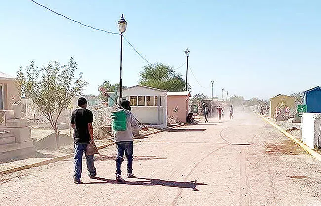 Se espera que el día de hoy, las personas continúen arribando pero en mayor grado