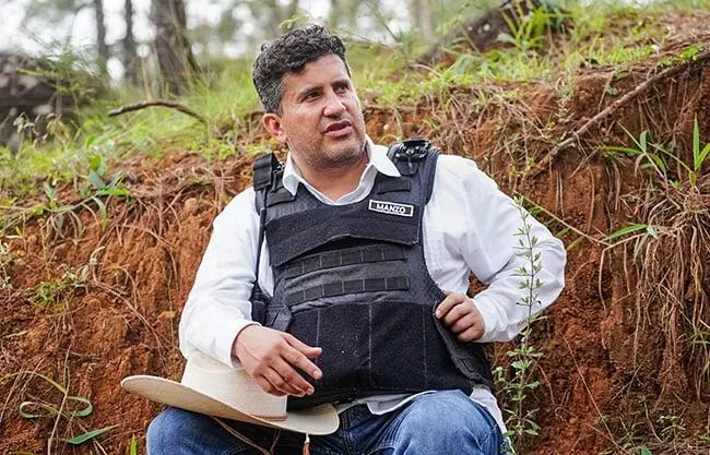 Manzo había expresado en varias ocasiones su intención de buscar la gubernatura, mientras denunciaba públicamente la falta de seguridad en su munic
