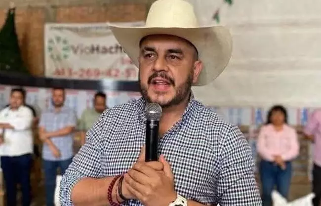 La Fiscalía de Michoacán emitió una ficha de búsqueda para localizar a Alejandro Correa Gómez, exalcalde de Zinapécuaro.